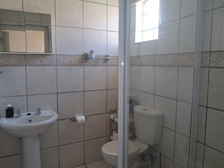 To Let 3 Bedroom Property for Rent in Chiselhurst Eastern Cape